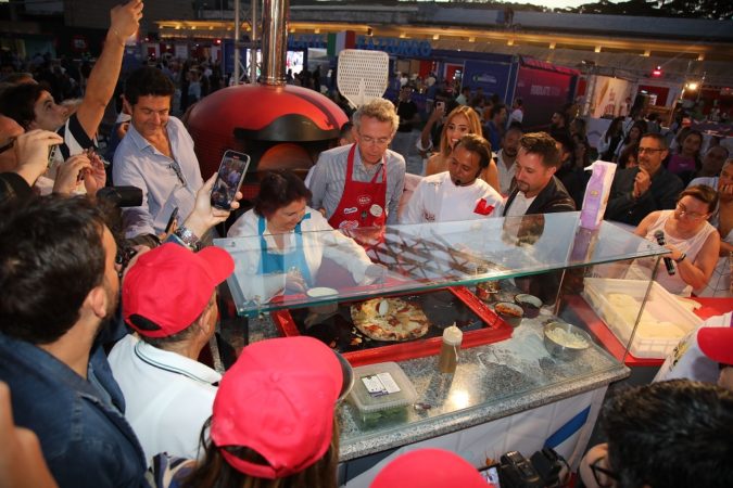 Ass. Turismo Napoli Teresa Armato e sindaco Napoli Gaetano Manfredi