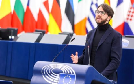 Europee, Furore (M5S): “Secondo Bloom sono tra gli Eurodeputati che difende di più l’ambiente” 4 Furore Mario