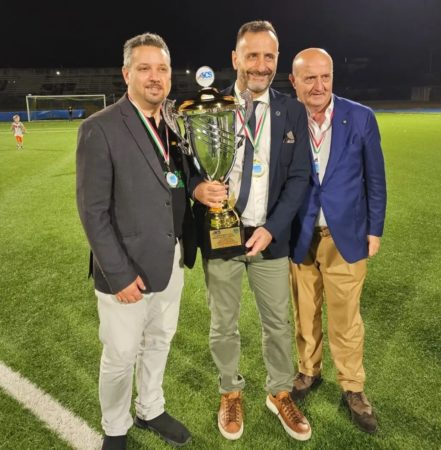 Giugliano, Professional League: L'Ordine dei Fisioterapisti batte i campioni in carica dei Commercialisti Nola e conquista lo scudetto 4 Iovino Esposito e Ruggiero