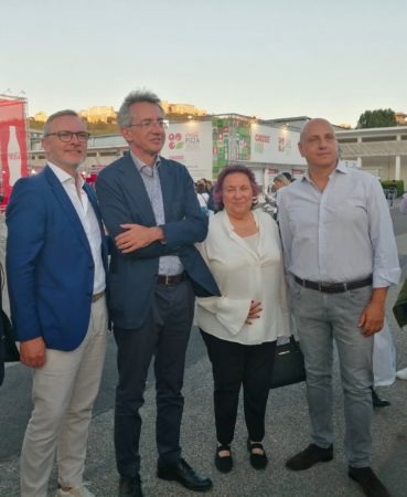 da sx. C. Sebillo ceo Oramata sindaco Manfredi ass. Armato A. Marinacci ceo Oramata