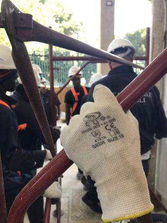 migranti cinque