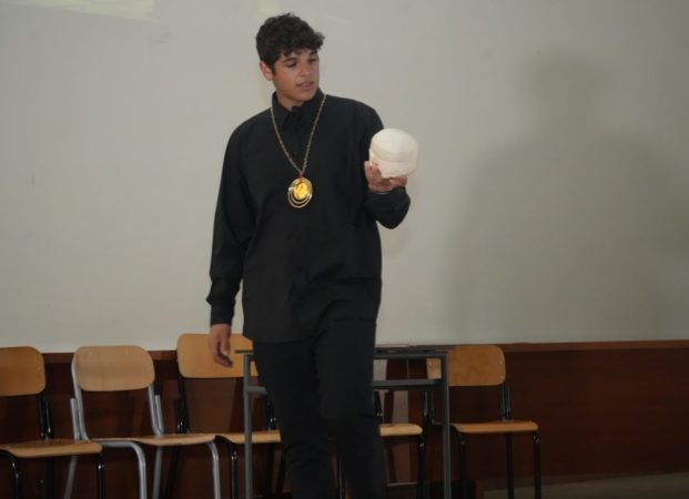 San Gennaro Vesuviano, progetto “School as Theatre”: all’Isis Caravaggio incanta la rappresentazione teatrale “A Travelling knight” 6 school6