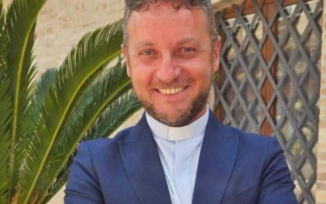 Marigliano, fumata bianca per la chiesa di San Sebastiano a Miuli: è don Alfonso Iovino il nuovo parroco 4 don Alfonso Iovino