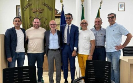 Carnevale di Saviano, sottoscritto l’atto costitutivo e conferito il fondo di dotazione: entra nelle funzioni la nuova Fondazione del Carnevale 5 450576739 7878578115540844 5909599433913067695 n