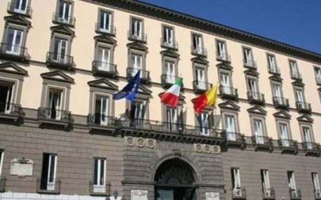 Napoli, salario minimo di 9 euro l'ora nei contratti pubblici: la Giunta approva delibera che vincola tutti i fornitori del Comune 4 6682ce7a86c07