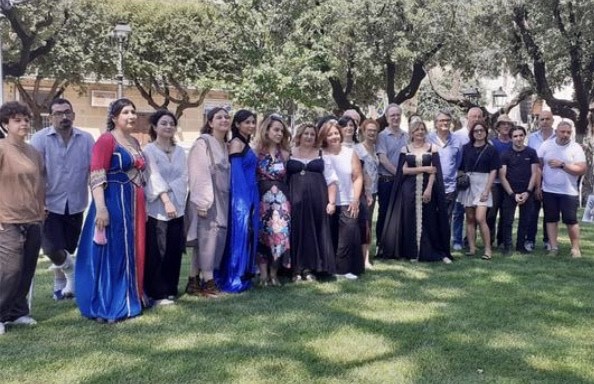 Roccarainola, grande successo per l’Estemporanea di pittura “I Colori della Damigella” nell’ambito della Festa Medievale “La Damigella del Re” 3 premiatidami