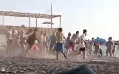 Ercolano, rissa in spiaggia: denunciati un 21enne e due minorenni 5 FB IMG 1723373032257