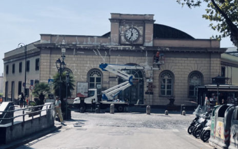 Napoli funicolare di Chiaia stazione superiore