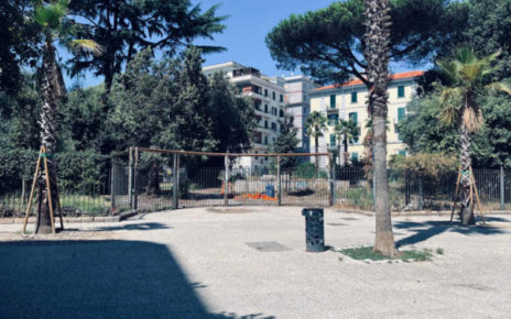 Napoli parco Mascagna chiuso da quasi un anno