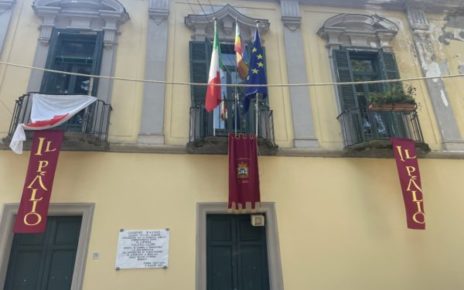 Palio preparativi in piazza