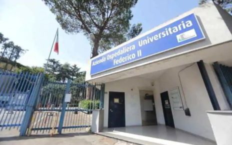 Campania, Policlinico Federico II. Saiello (M5S): "Fila interminabile e sedute rotte in attesa della terapia iperbarica” 3 policlinico napoli