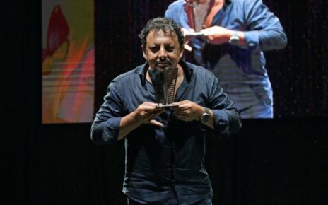 Bellizzi, Fabula: Brignano affabulatore. "Da quando sono padre il rito della favola è intoccabile" 2 BRIGNANO FABULA 3