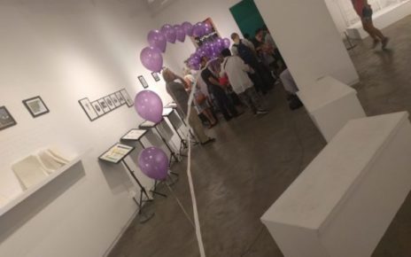 L'artista Elena Berriolo da New York a Napoli per performance sulla pace 7 Elena Berriolo I Desideri Per Non Perderli Si Cuciono