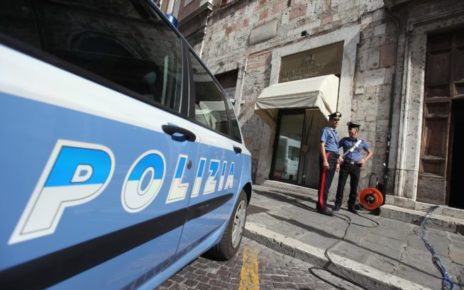 Napoli 12esima per criminalità in Italia, ma si intravede la svolta: il Piano del Sindaco Manfredi 6 Polizia e Carabinierimod
