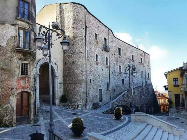 Taurasi