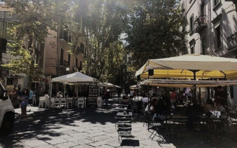 Napoli, basta a "tavolino selvaggio": non solo a San Gennaro 4 Vomero via Luca Giordano isola pedonale