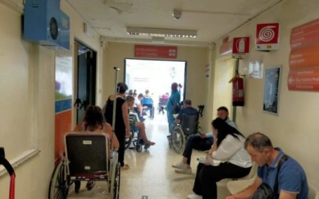 Basilicata, aggressioni ospedali. Giordano (Ugl Matera): “Croniche carenze organico e crescenti richieste trasformano i presidi in luoghi di tensione e pericolo” 14 thumbnail 4