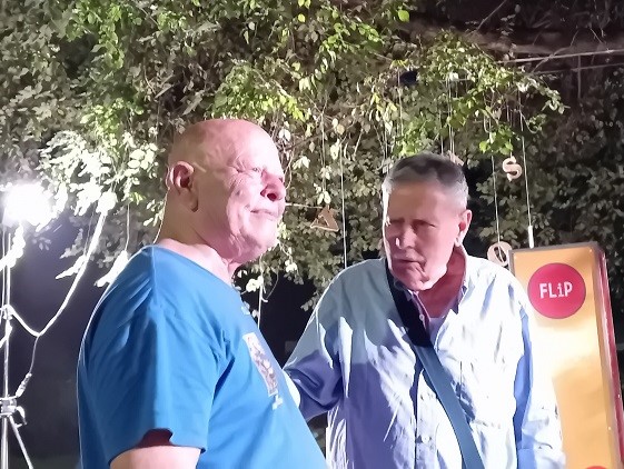 Pomigliano d’Arco, Libro di Visone su Amore e Lotta de E’ Zezi 7 visonemod