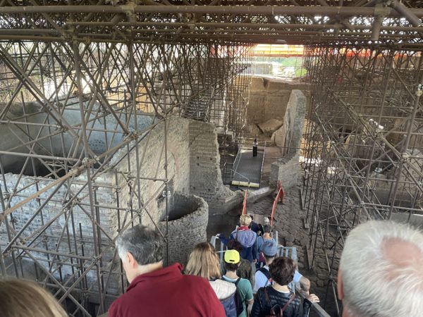 Somma Vesuviana, apre ai turisti il laboratorio d’arte dell’artista Mary Pappalardo nel cuore del Borgo Antico del Casamale 5 022mod1