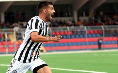 Calcio Dilettanti - Il Nola cade al "Bisceglia": ad Aversa arriva la prima sconfitta stagionale 6 Afragolese Nola Tulino foto