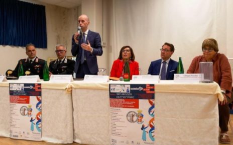 Napoli, con la Fondazione MedEaterranea e l’Asl Napoli 1 taglio del nastro del Protocollo Miur-Carabinieri al Vittorio Veneto 4 Inaugurazione nas al vittorio venetomod