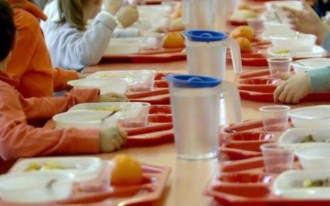 Pollena Trocchia, refezione scolastica: si parte lunedì 4 novembre 5 Refezione scolastica