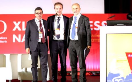 Napoli, aperto il XLV Congresso SIFO. Schillaci: "E' cruciale il contributo che i farmacisti ospedalieri possono dare al rinnovamento del SSN" 3 jPlKn6nRc2Wr