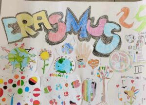 Palma Campania, “Uniti nella Diversità”: l’Istituto Comprensivo Vincenzo Russo celebra gli ErasmusDays con arte, cultura e inclusione 2 462583528 1673247196869072 5818888303332127546 n