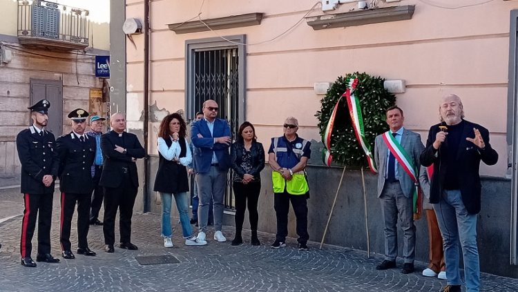 6. Brusciano NA Dirigente Scolastico prof. Antonio Gaita Celebrazione 4 Novembre 2018 2024