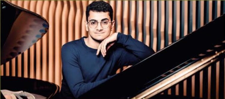 ilpianista maltese Dmitry Ishkhanov