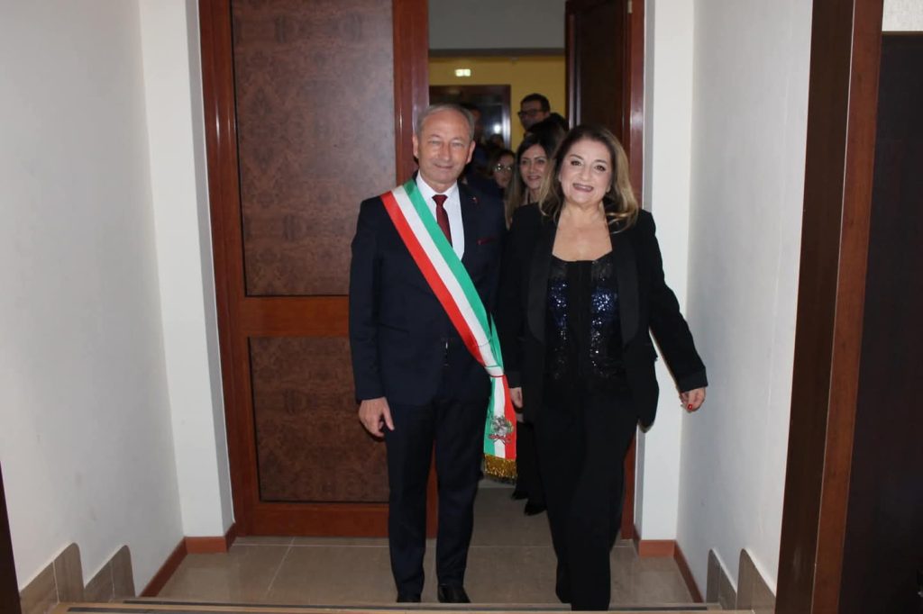 2. Il Sindaco ed il Dirigente Scolastico