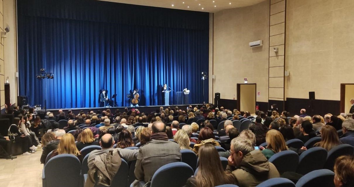 3. vista interna del teatromod