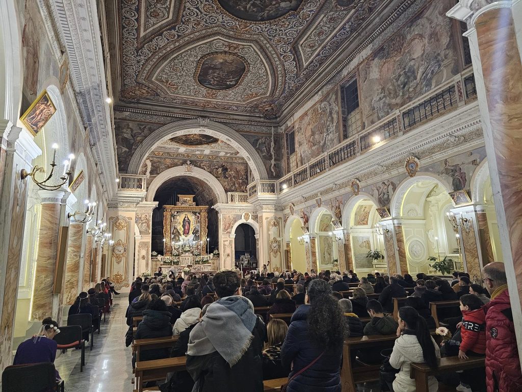 Baronissi rivive la storia della Regina Margherita di Durazzo. Sindaco Petta: "Una donna pilastro della società Medievale" 2 Baronissi Anna Petta 3