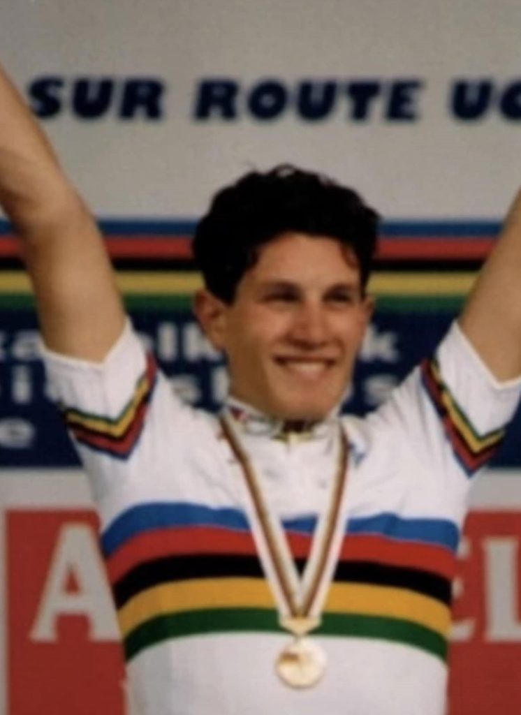 Brusciano, ultimo saluto a Crescenzo D’Amore ciclista Campione del Mondo Juniores 1997 2 Crescenzo DAmore 1979 2024mod