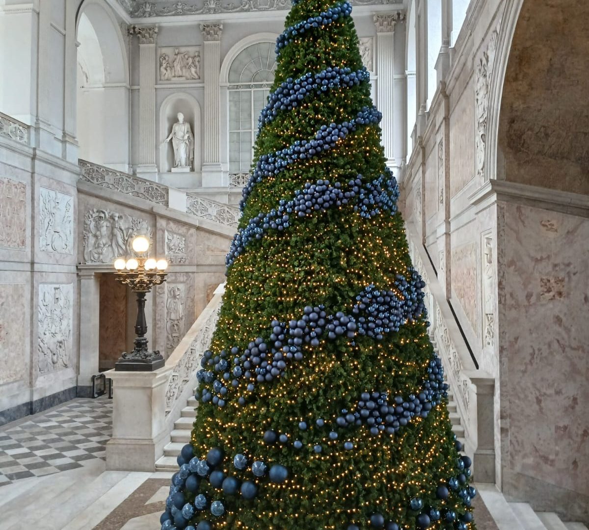 Lalbero di Natale di Palazzo Reale