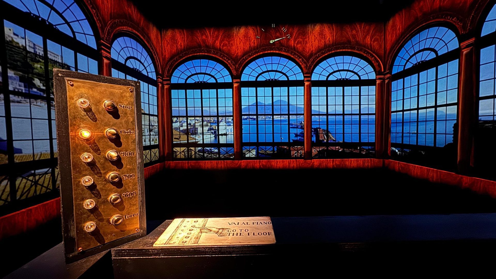 Lascensore del re. quarto piano