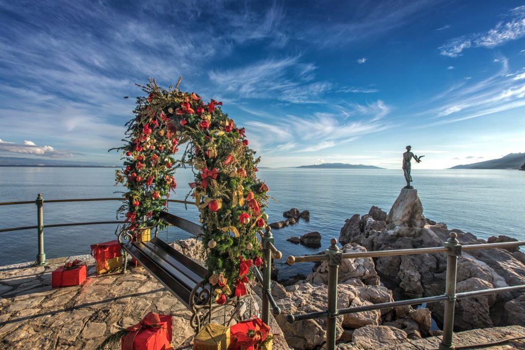 Opatija Avvento foto by Vasja Pinzovski