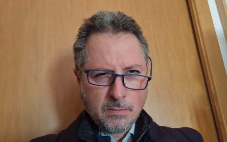 Baiano, Borrelli aggredito a Sant'Arcangelo: pugni e sputi in faccia. Decine di persone in strada contro il parlamentare 5 aggressione borrelli 1