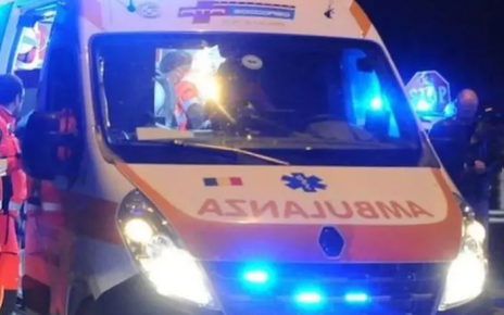 Sapri, due bambine intossicate dal monossido di carbonio: trasferite d’urgenza al Santobono di Napoli 4 ambulanza jpg
