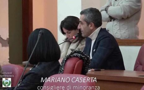 Sant’Anastasia, gaffe dell’amministrazione comunale: errore nella delibera del bilancio. Decisivo l’intervento del consigliere Caserta 4 cinsiglio santanastasia