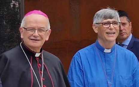 Caivano, niente Messa di Natale al Parco Verde. Vescovo e Diocesi di Aversa: "Una scelta di prudenza tra difficoltà sociali e speranza di riscatto" 12 meloni caivanomod