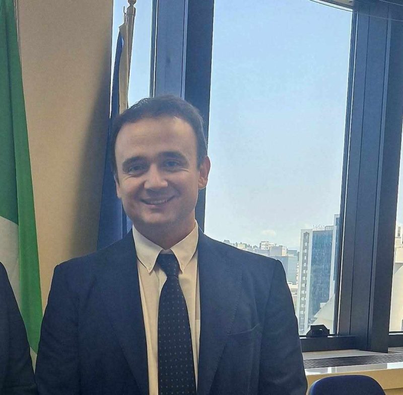 Visciano, "Un infinito mare carminio": storie di speranza e resilienza. Al via la presentazione della raccolta di racconti di Adelina Mauro 3 473011801 1015516223670424 5934167877316529121 n