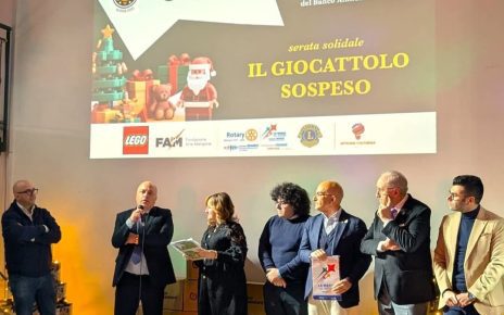 Campania, Fondazione Super Sud: "Oltre 250 persone per l'iniziativa di solidarietà "Il Giocattolo Sospeso" al "Banco Alimentare" di Fisciano" 3 Giocattolo sospeso