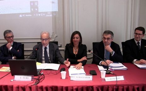 Campania, Zes Unica. Romano: "Nel 2025 già 55 autorizzazioni con investimenti concreti" 6 Odcec Napoli da sinistra Marchiello Turi Gagliardi Romano e Ducceschimod