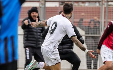 Calcio Dilettanti - Pomigliano-Gladiator 1-0, Principe ferma la corsa del Gladiator 3 Pomigliano Gladiator Marco Credendino