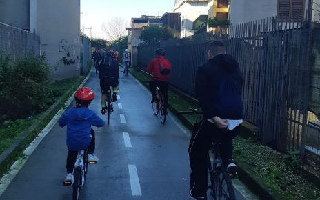 Pomigliano d'Arco, domenica scatta la ciclopedalata tra le luminarie natalizie 6 ciclopedalata