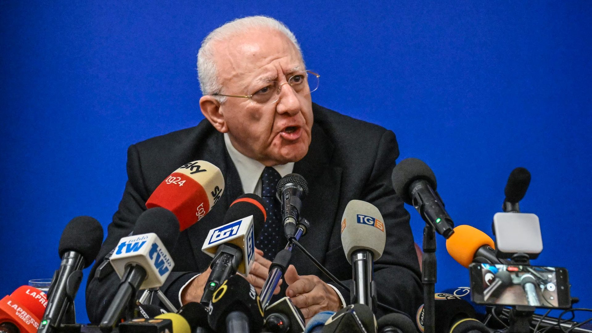 de luca terzo mandato