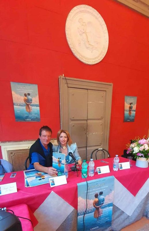 "Oceano dentro": il viaggio poetico di Floriana Nappi a Casa Sanremo Writers 2025 3 floriana e ottavio