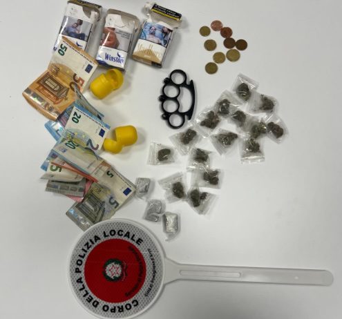 pomigliano sequestro pusher