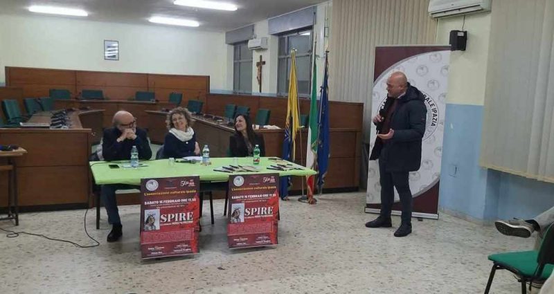 Premio Ipazia ETS: la scrittura come impegno civile illumina Visciano 5 480849828 3985878735066732 4129933736811777674 n